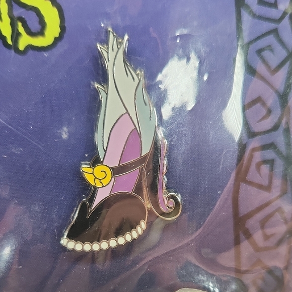 Disney Villains Colorful Shoe Pin Collection - Picture 5 of 5